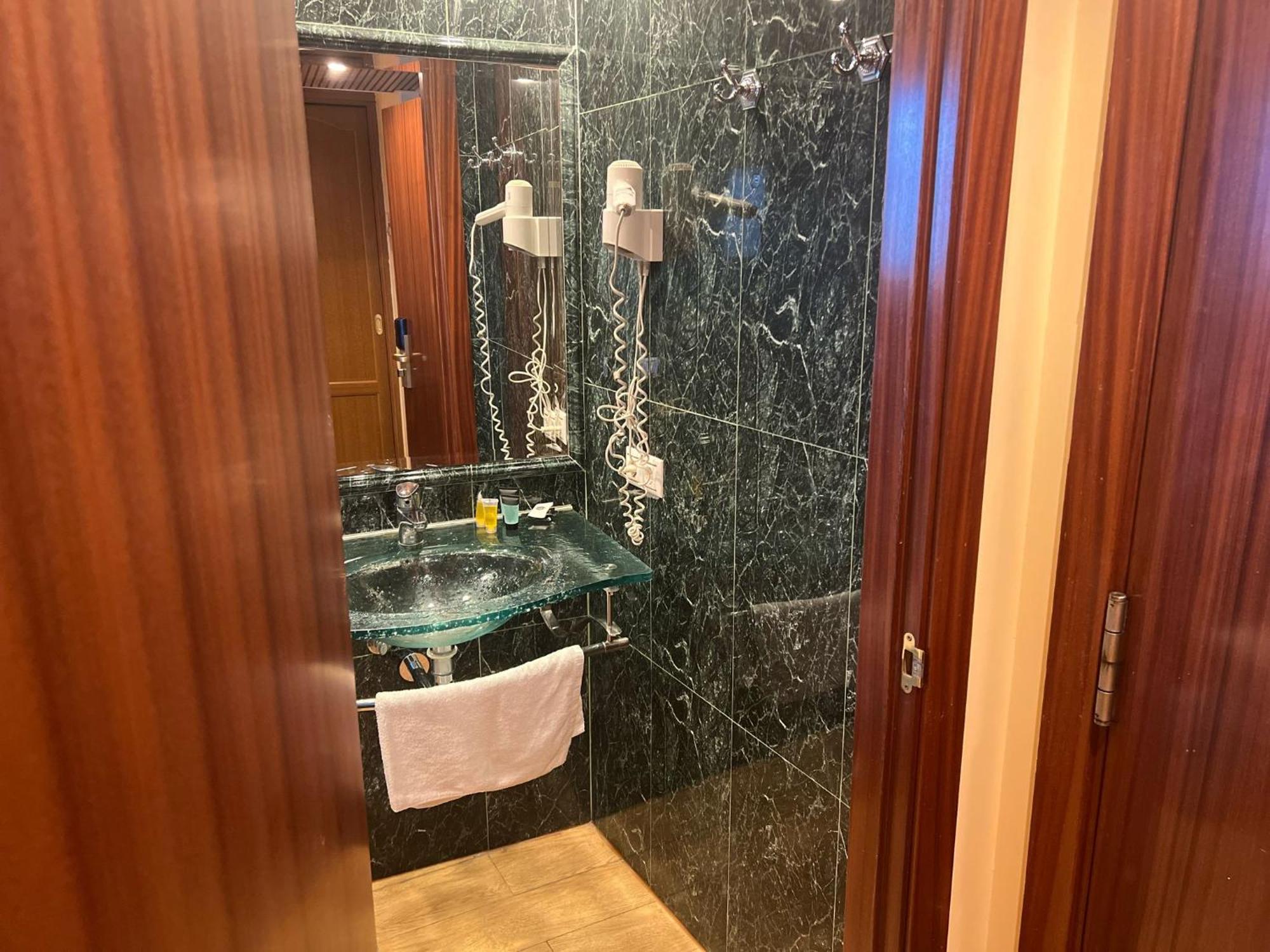 Hotel Portofino By Insidehome エンプリアブラバ エクステリア 写真